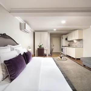 Daire Meroddi Galata Flats, İstanbul