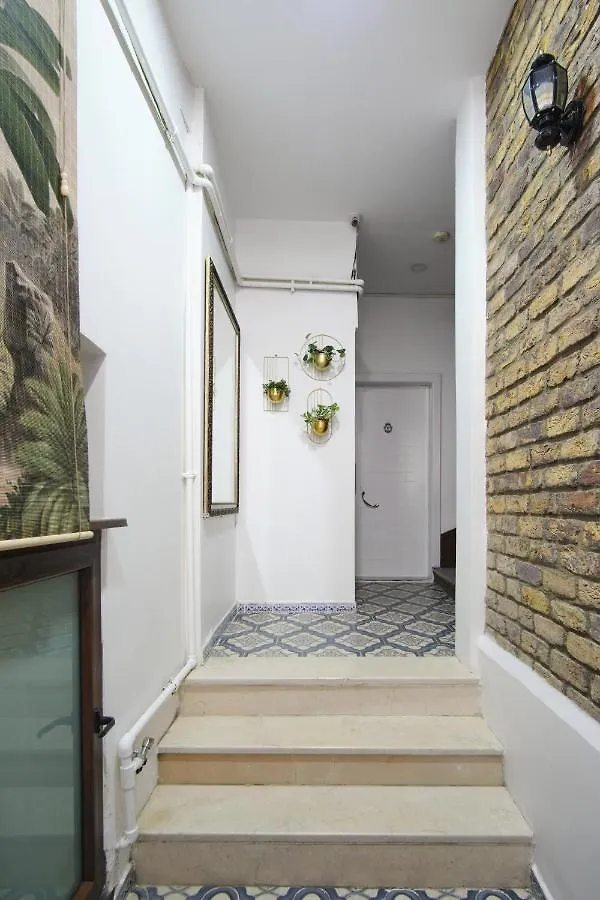 Sunflower Apartments Стамбул